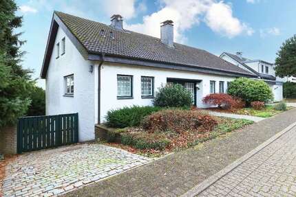 Haus zum Kaufen in Solingen 859.000 € 332.46 m² 6 zimmer