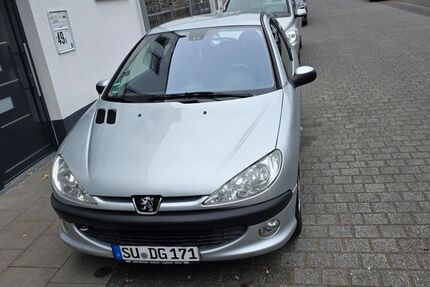 Peugeot 206 146.000 km 1.400 &euro; Troisdorf 53842
