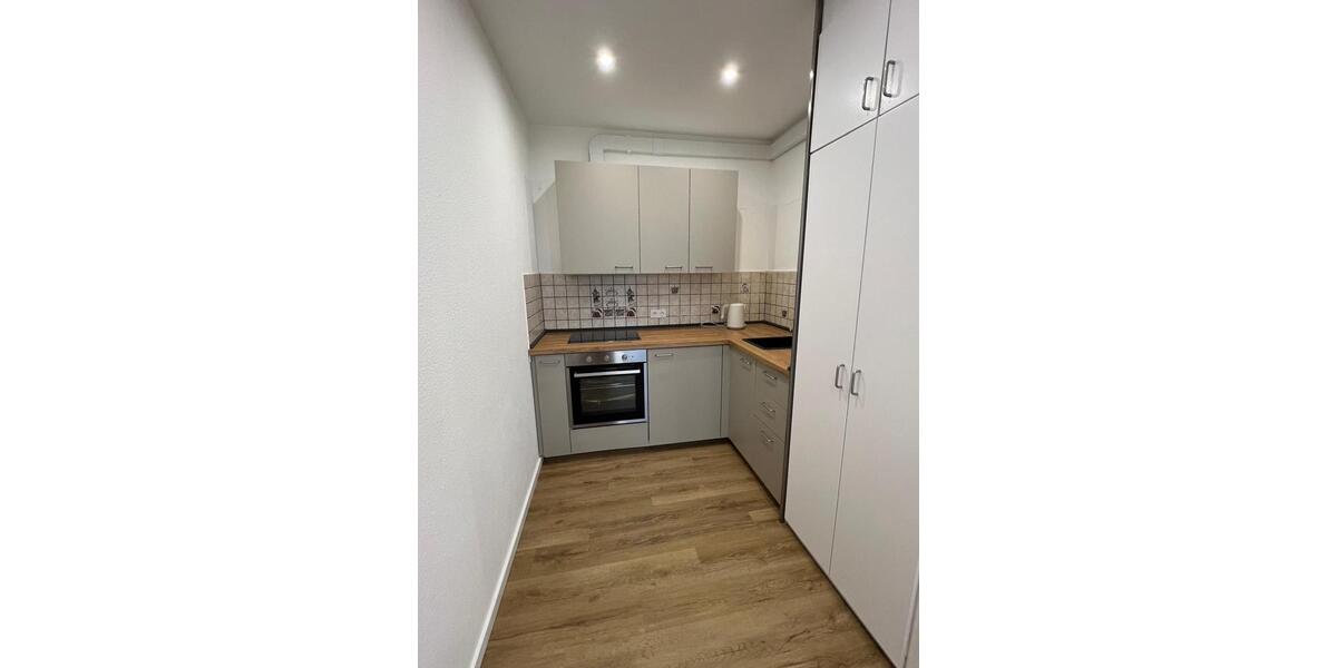 Einfamilienhaus Troisdorf - 1 Zimmer, 38 m&sup2;, 850&euro; | Angebot:25172317