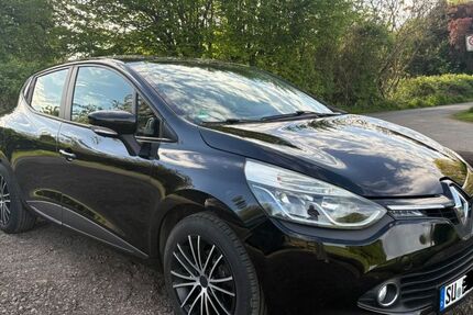 Renault Clio 126.408 km 6.200 &euro; Siegburg 53721