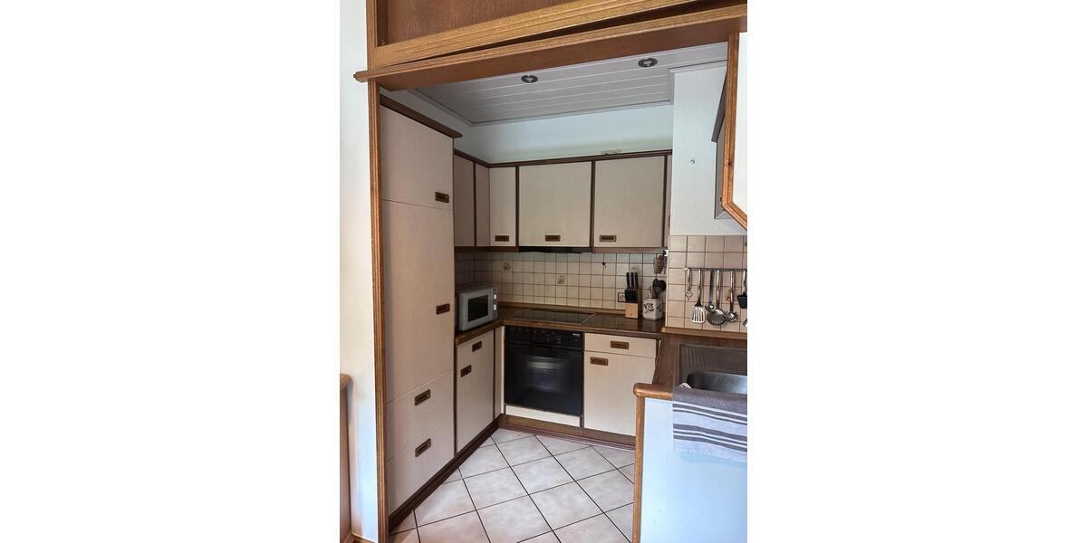 Erdgeschoßwohnung Bergisch Gladbach Alt-Frankenforst - 3 Zimmer, 83 m&sup2;, 1.100&euro; | Angebot:26426278