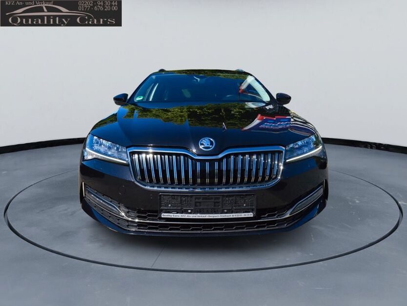 Skoda Superb 49.000 km 25.600 € Bergisch Gladbach 51469