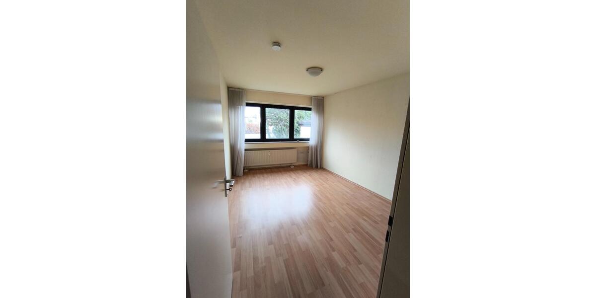 Hochparterre Siegburg - 3 Zimmer, 72 m&sup2;, 230.000&euro; | Angebot:24774575