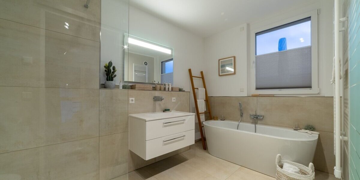 Individuell geplanter Bungalow in Solingen - Flexibles Wohnen auf einer Ebene mit allkauf - Bungalow Solingen Ohligs | Angebot:27698520