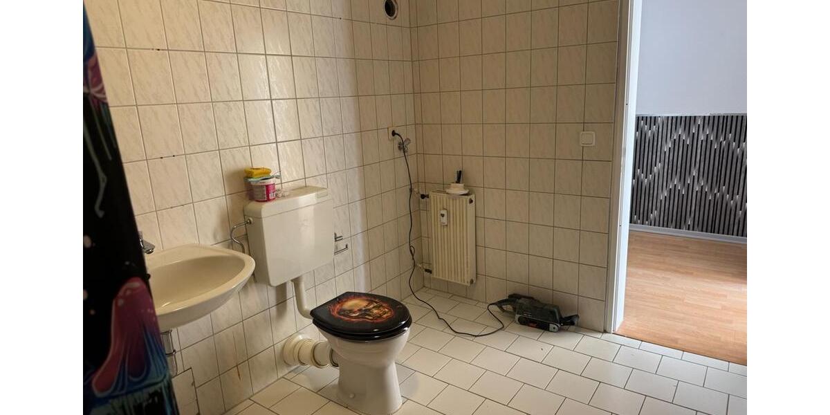 Etagenwohnung Bergisch Gladbach Gronau - 2 Zimmer, 71 m&sup2;, 185.000&euro; | Angebot:25591052