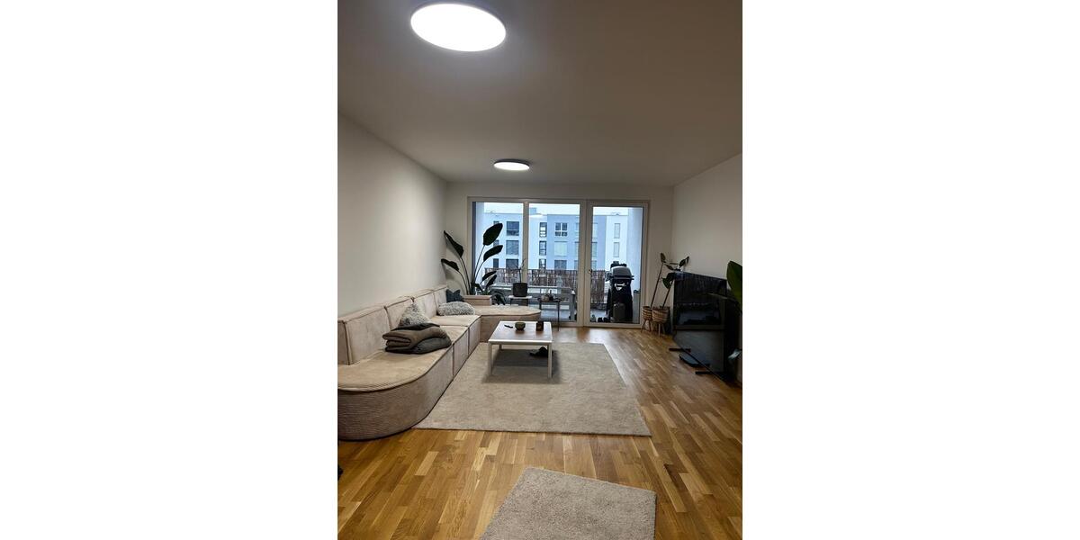 Etagenwohnung Bergisch Gladbach - 3 Zimmer, 90 m&sup2;, 1.645&euro; | Angebot:25519534