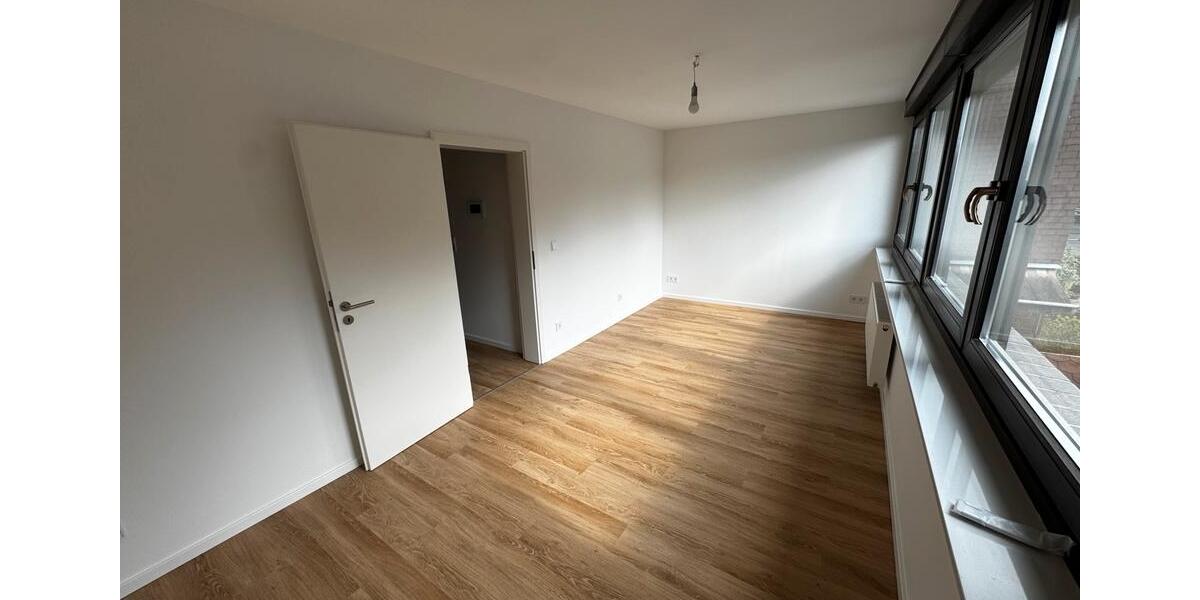 Reihenhaus Siegburg - 6 Zimmer, 170 m&sup2;, 2.690&euro; | Angebot:26148466