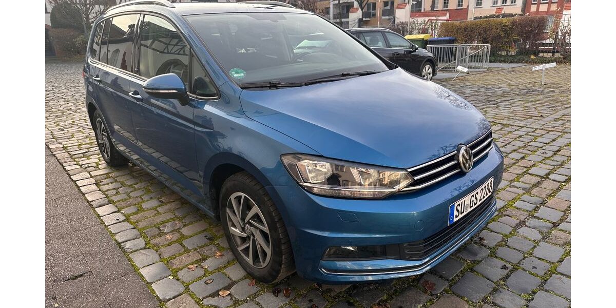 VW Touran 113.000 km 13.950 &euro; Troisdorf 53842