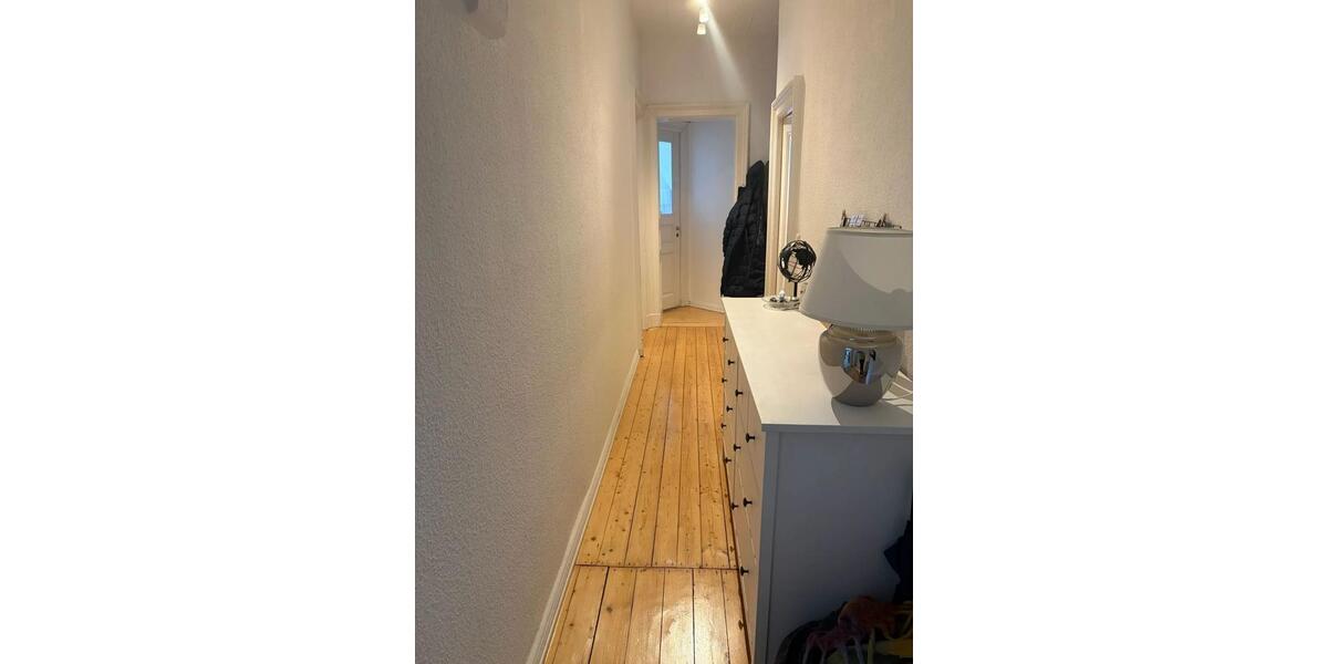 Etagenwohnung Bonn Gronau - 3 Zimmer, 85 m&sup2;, 1.100&euro; | Angebot:25378993