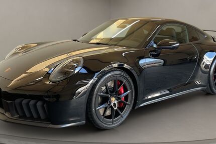 Porsche 992 3.001 km 188.800 &euro; Köln 50823