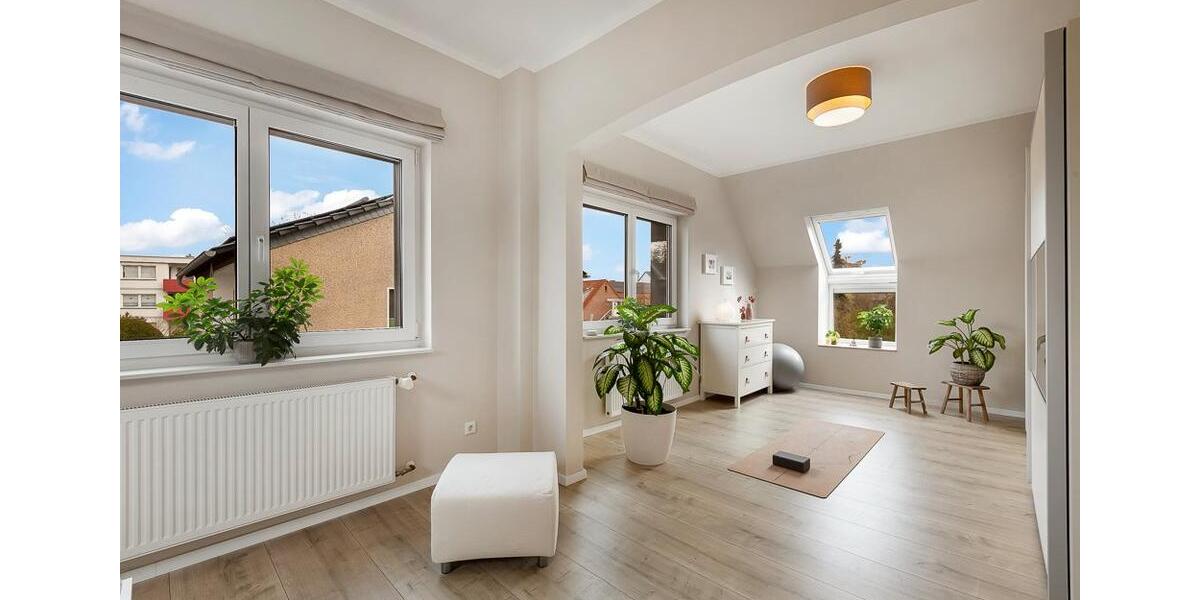 Einfamilienhaus Langenfeld (Rheinland) - 5 Zimmer, 150 m&sup2;, 2.500&euro; | Angebot:26099303