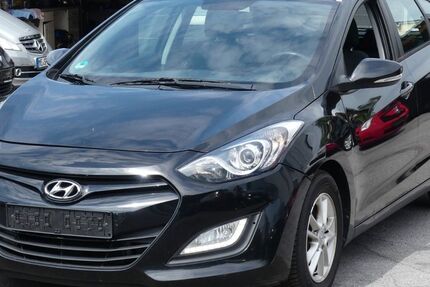 Hyundai i30 215.987 km 2.899 &euro; Leverkusen 51379
