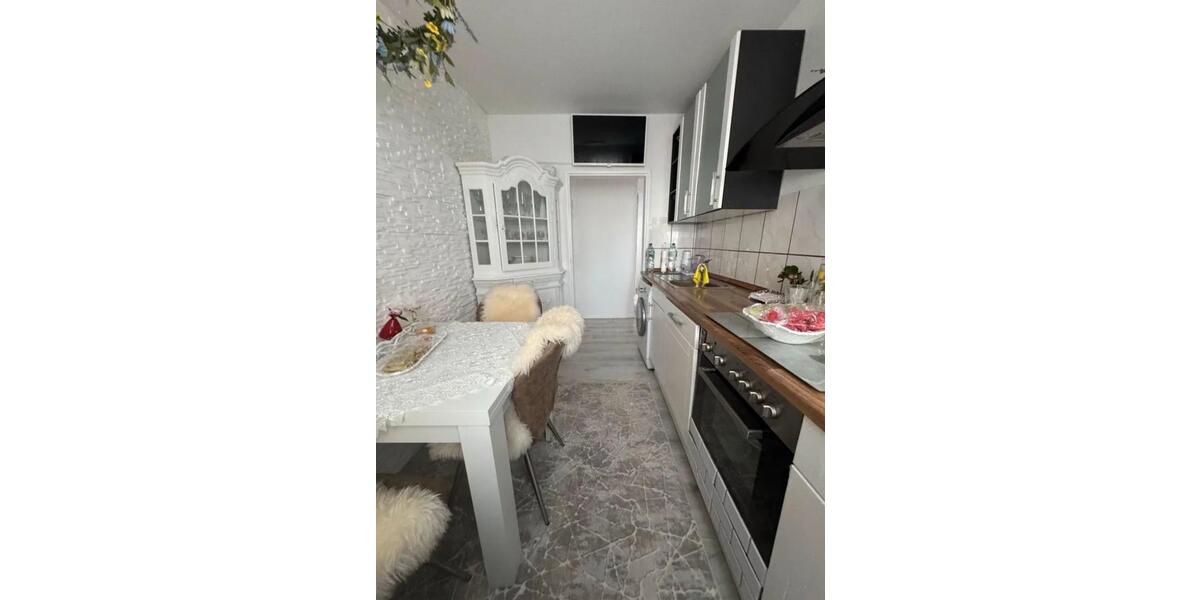 Erdgeschoßwohnung Bergisch Gladbach - 2 Zimmer, 66 m&sup2;, 220.000&euro; | Angebot:24652816