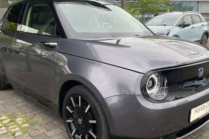 Honda e