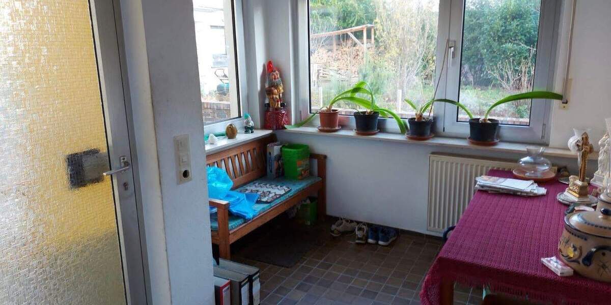 Doppelhaushälfte Bornheim - 7 Zimmer, 162 m&sup2;, 358.000&euro; | Angebot:26107543