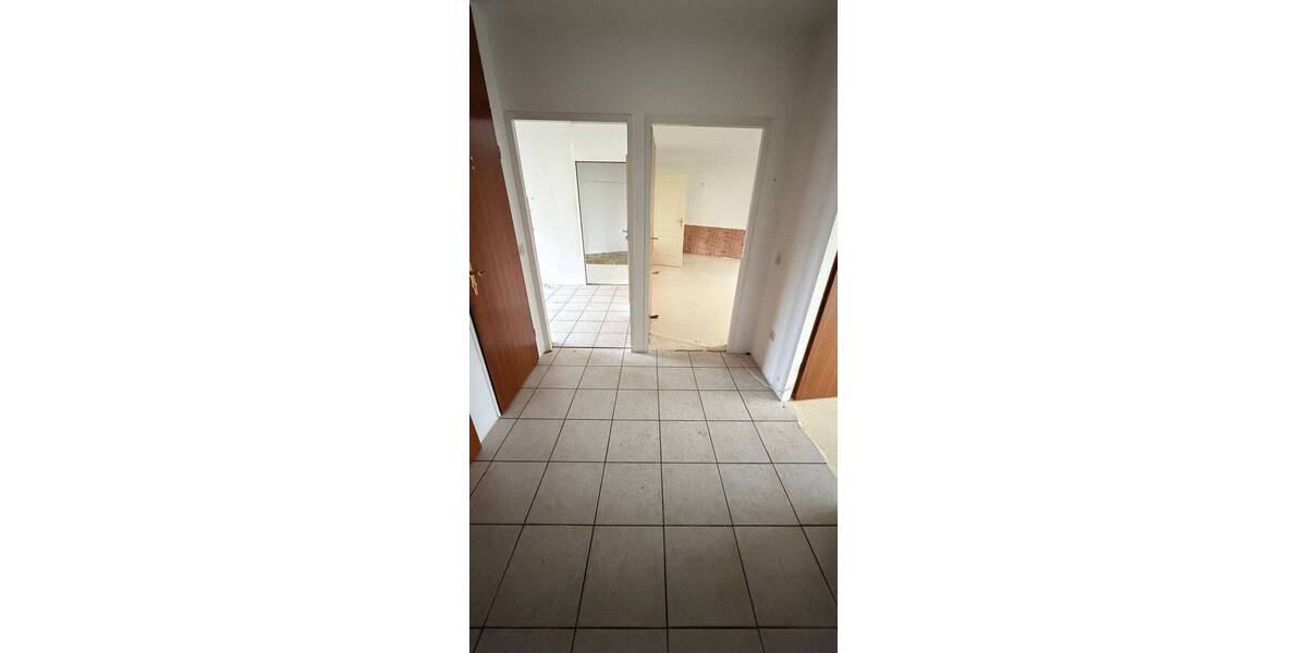 Etagenwohnung Köln Westhoven - 3 Zimmer, 86 m&sup2;, 239.900&euro; | Angebot:26475977