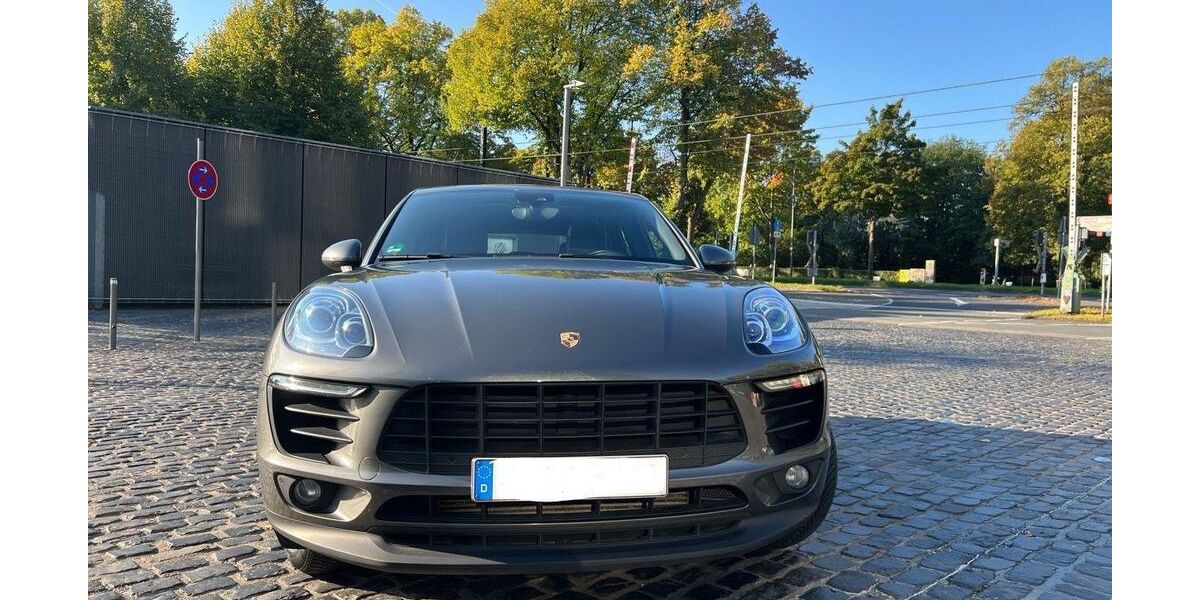Porsche Macan 185.000 km 31.200 € Köln 50997