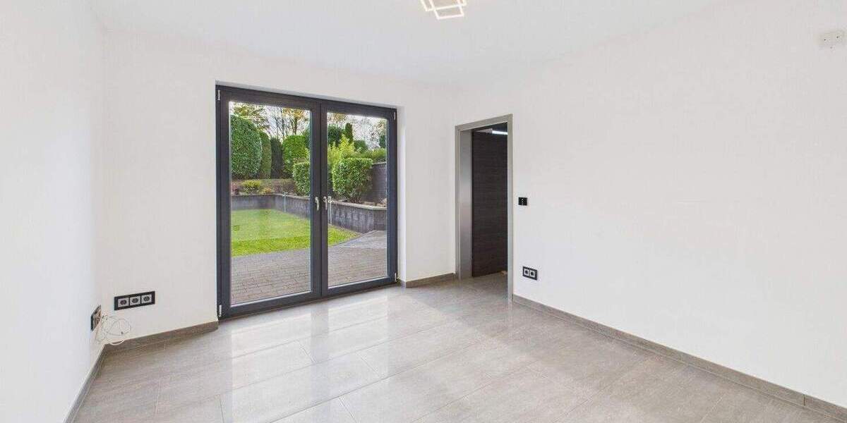 Mehrfamilienhaus, Wohnhaus Pulheim - 5 Zimmer, 291 m&sup2;, 3.000&euro; | Angebot:24449360