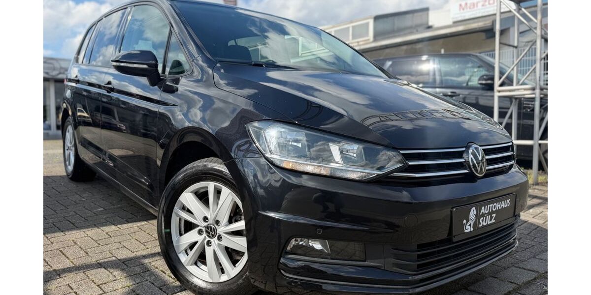 VW Touran 38.190 km 24.499 &euro; Lohmar 53797
