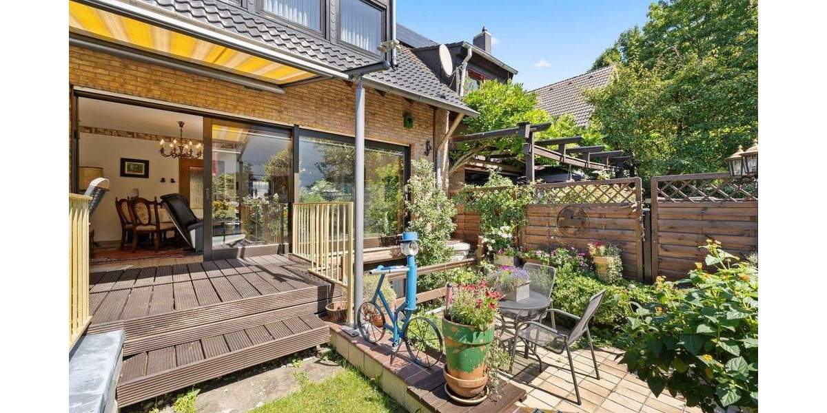 Reihenmittelhaus Köln Zündorf - 5 Zimmer, 160 m&sup2;, 629.000&euro; | Angebot:23948804