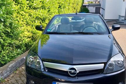 Opel Tigra 89.000 km 2.390 &euro; Bergisch Gladbach 51465