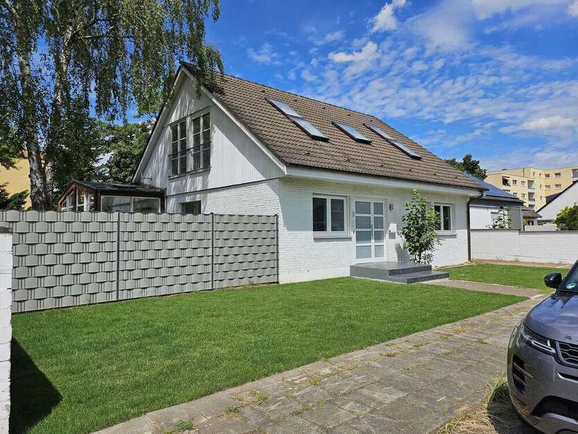 Haus zum Kaufen in Köln 539.000 € 190 m²