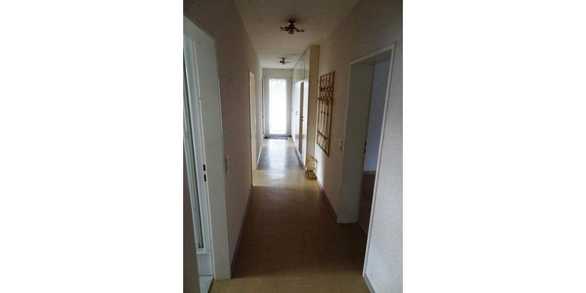 Etagenwohnung Leverkusen Wiesdorf - 4 Zimmer, 114 m&sup2;, 295.000&euro; | Angebot:25362347