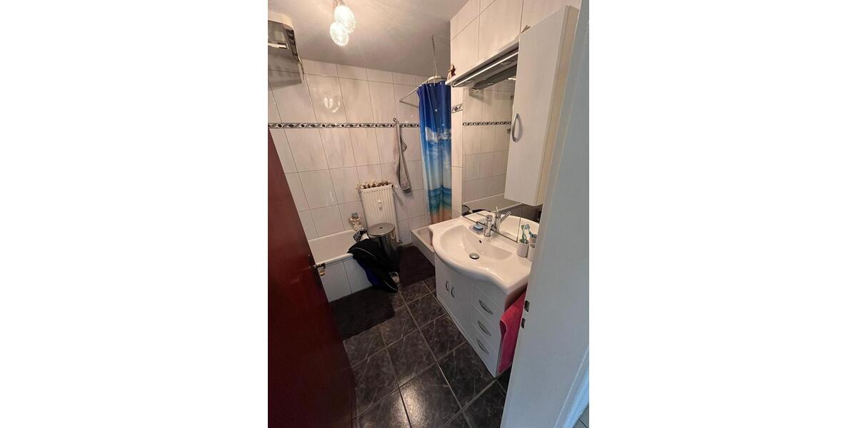 Etagenwohnung Bergheim Ahe - 3 Zimmer, 84 m&sup2;, 672&euro; | Angebot:25044416