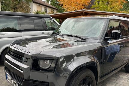 Land Rover Defender 11.500 km 82.300 &euro; Rösrath 51503