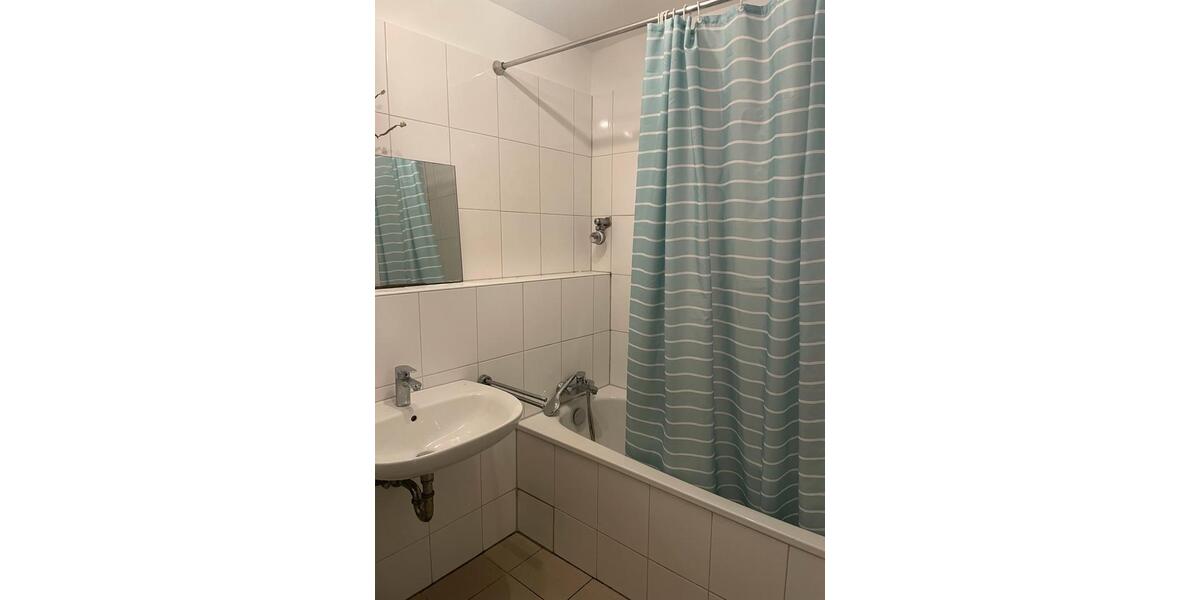 Etagenwohnung Bergisch Gladbach Alt-Frankenforst - 3 Zimmer, 94 m&sup2;, 1.570&euro; | Angebot:25478998
