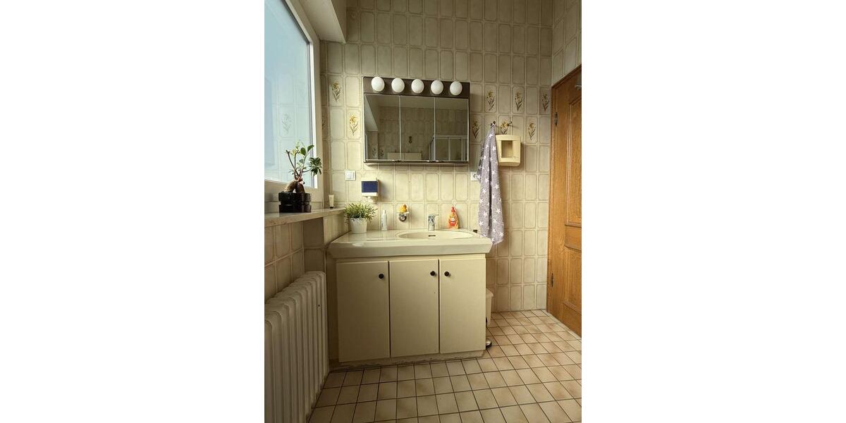 Büroräume in gut frequentierter Lage in Bornheim zimmer