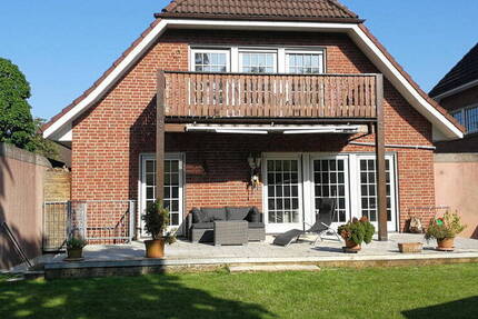 --- Provisionsfrei --- Gepflegtes und freistehendes 1-2 Familienhaus in bevorzugter Toplage