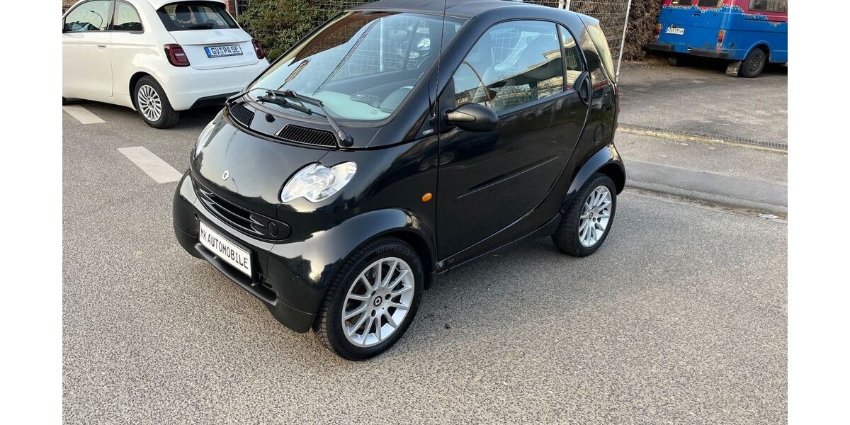 Smart ForTwo 16.000 km 2.990 &euro; Köln 50735
