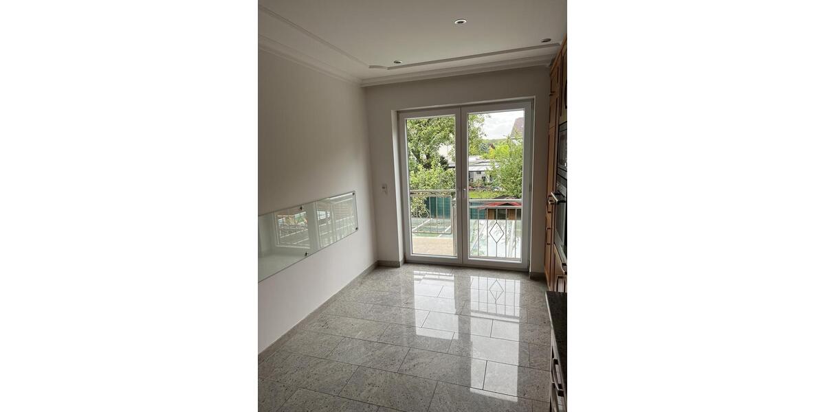 Schöne charmante 3 Zimmer Wohnung in Köln Weiler 3 zimmer