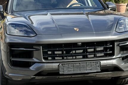 Porsche Cayenne 11.700 km 139.790 € Frechen (bei Köln) 50226