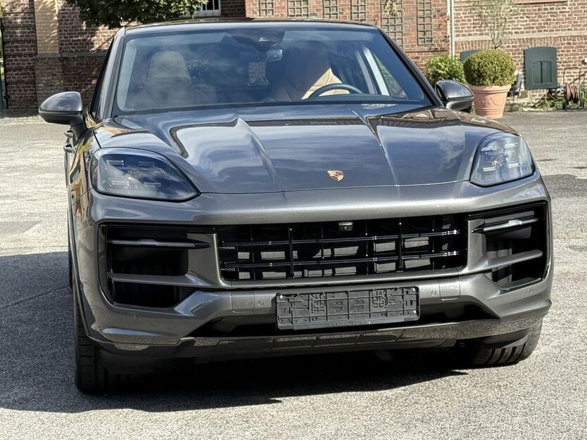 Porsche Cayenne 11.700 km 139.790 € Frechen (bei Köln) 50226