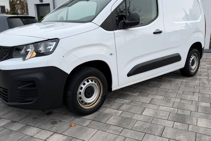 Peugeot Partner 94.285 km 8.700 &euro; Hürth 50354