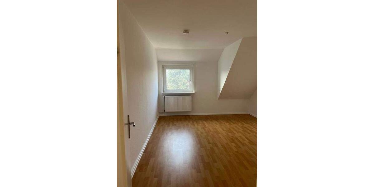 Etagenwohnung Hameln Nordstadt - 3 Zimmer, 81 m&sup2;, 735&euro; | Angebot:24711901