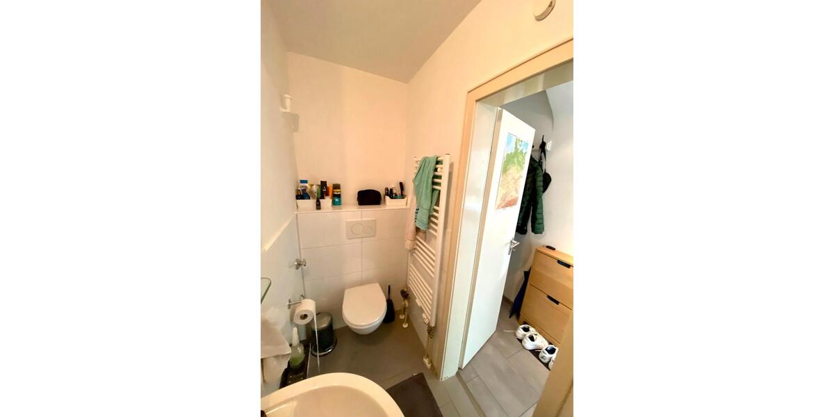 Dachgeschoßwohnung Köln Lindenthal - 2 Zimmer, 38 m&sup2;, 190.000&euro; | Angebot:25054906