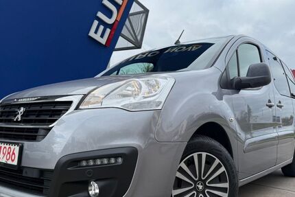 Peugeot Partner 59.000 km 12.900 € Köln 50939
