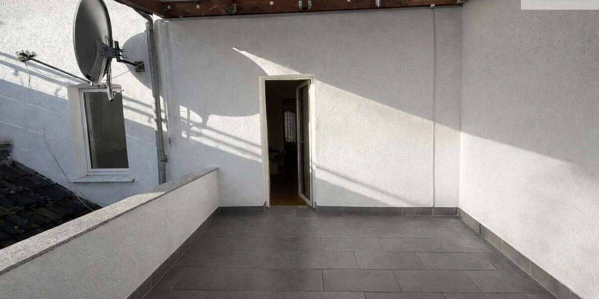 Reihenmittelhaus Köln Ostheim - 6 Zimmer, 161 m&sup2;, 499.000&euro; | Angebot:26319743