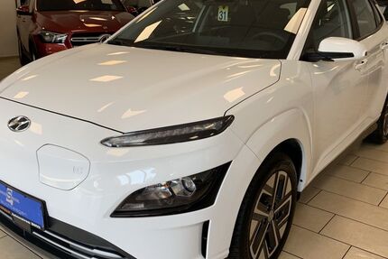 Hyundai KONA 23.634 km 17.340 &euro; Bonn 53227