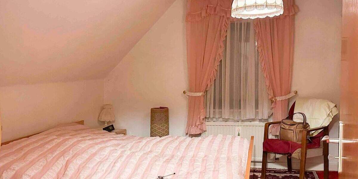 Einfamilienhaus Hennef (Sieg) Köschbusch - 4 Zimmer, 229.000&euro; | Angebot:26218913