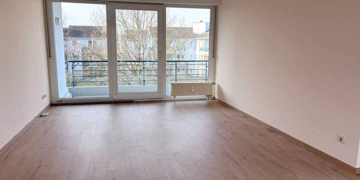 Hochwertige ETW mit Tiefgaragenstellplatz u. EBK in zentraler aber ruhiger Lage von Lev.-Schlebusch 3 zimmer