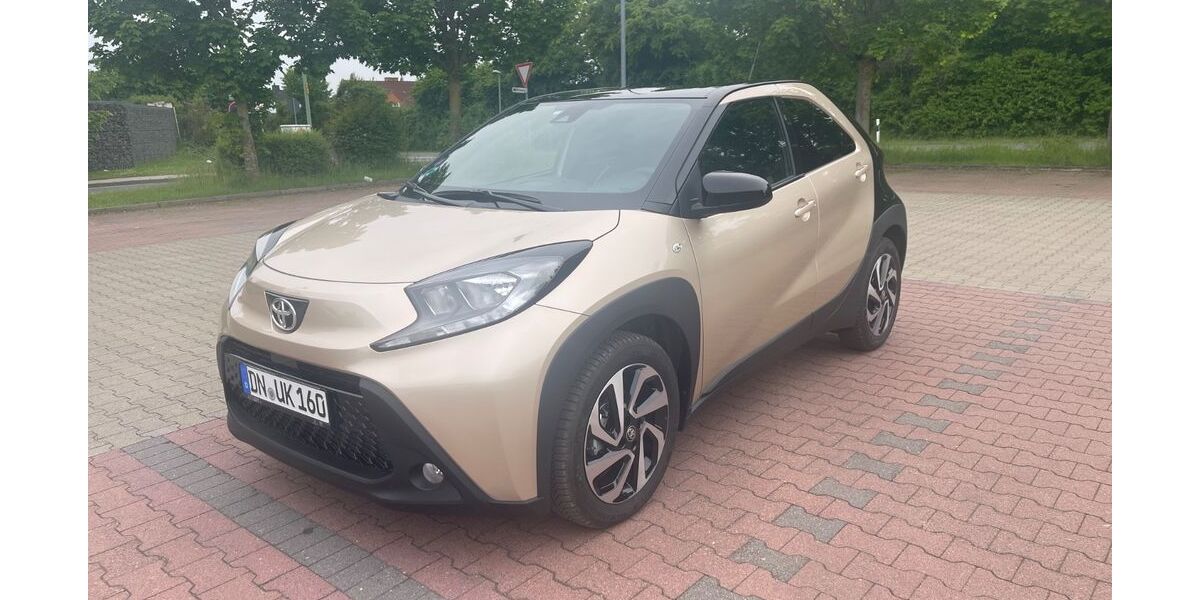 Toyota Aygo (X) 1.430 km 17.490 &euro; Nörvenich 52388