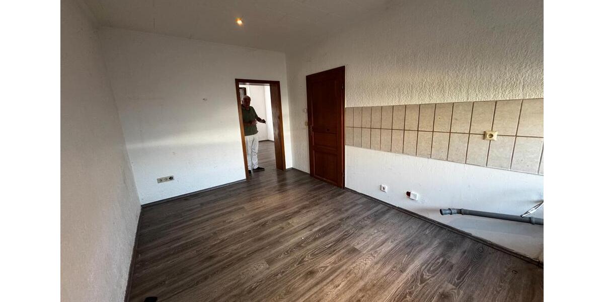Erdgeschoßwohnung Solingen Ohligs - 2 Zimmer, 35 m&sup2;, 350&euro; | Angebot:27618402