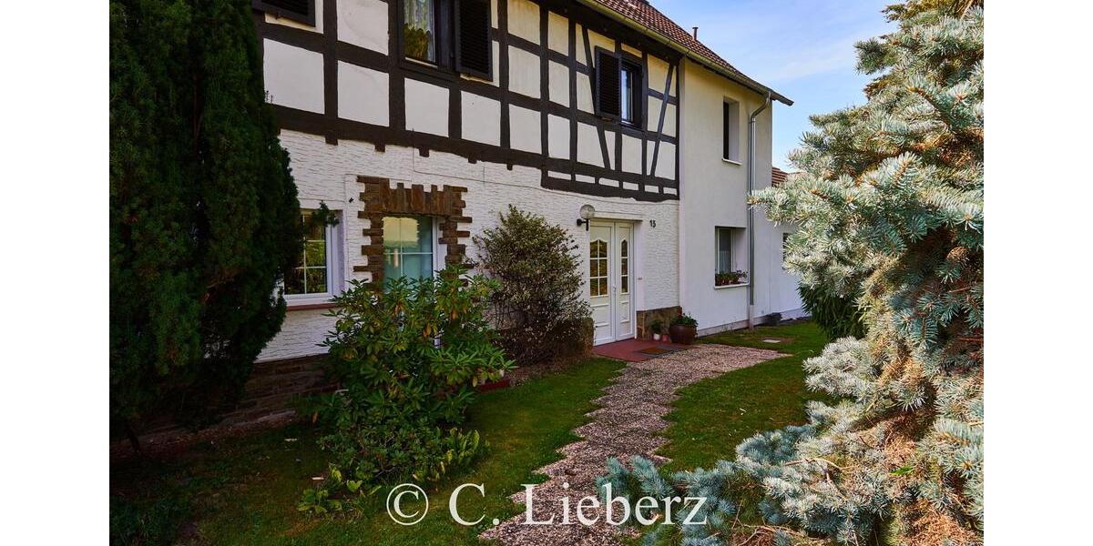 Einfamilienhaus Alfter - 6 Zimmer, 150 m&sup2;, 1.900&euro; | Angebot:25475527