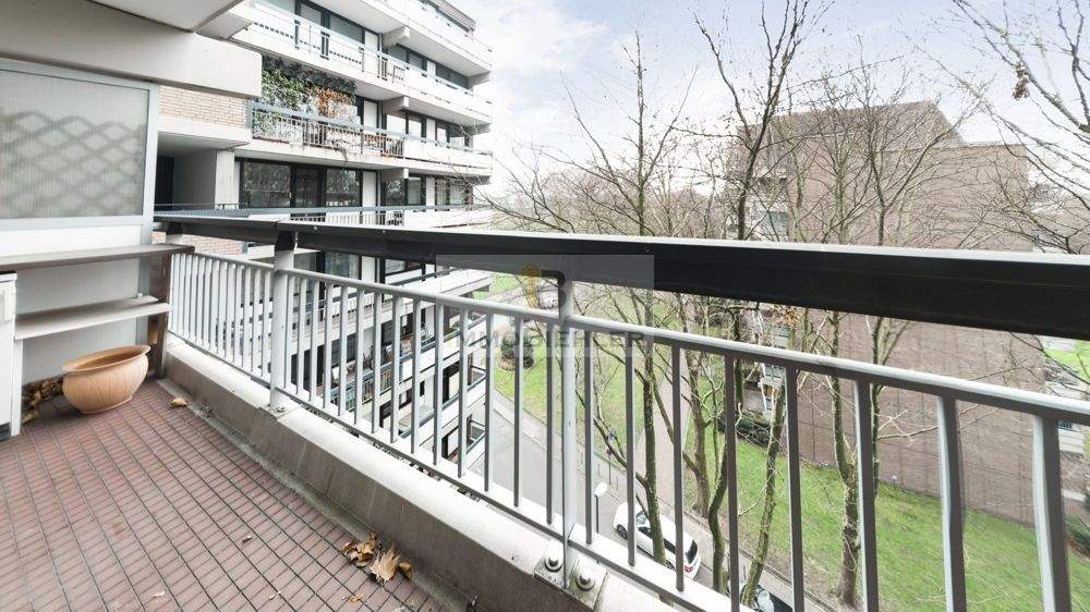 Etagenwohnung Köln Weiden - 2 Zimmer, 66 m&sup2;, 189.000&euro; | Angebot:24789281