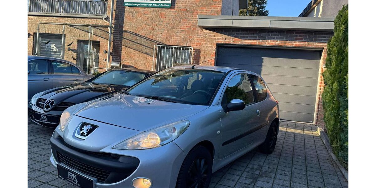 Peugeot 206 157.000 km 2.950 € Solingen 42651