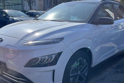 Hyundai KONA 43.512 km 20.500 &euro; Hennef 53773